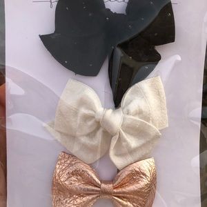 Everly Avenue Petite Clips